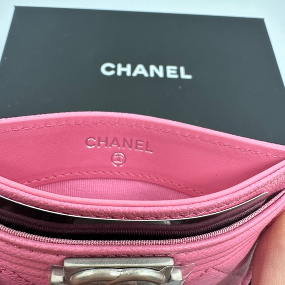 CHANEL Boy PINK Card Case BNIB - Picture 6 of 11